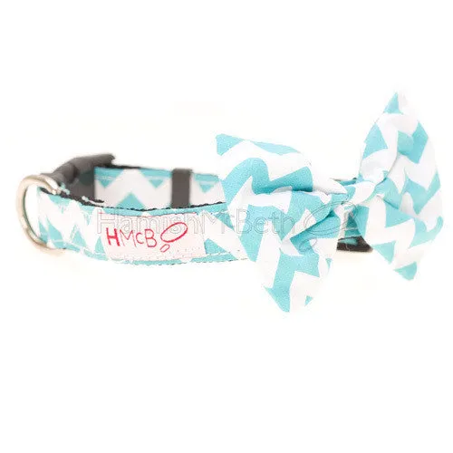 Hamish McBeth Bowtie Dog Collar - Green Chevron