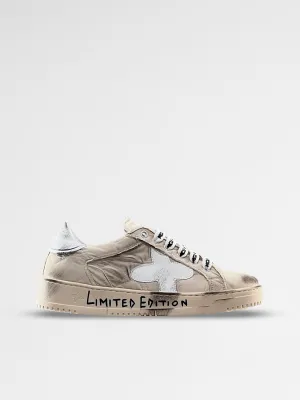 MCU Women Beige low-top Sneakers